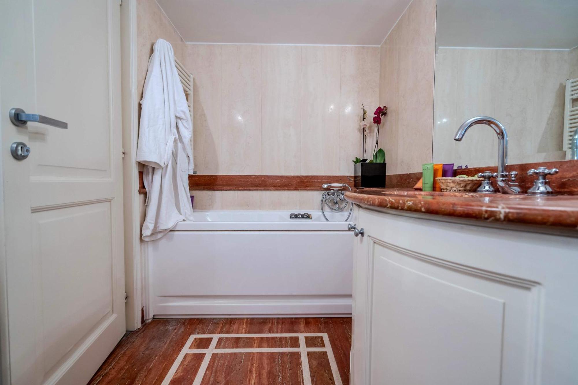 White Style Gambero Apartment Rome Exterior photo